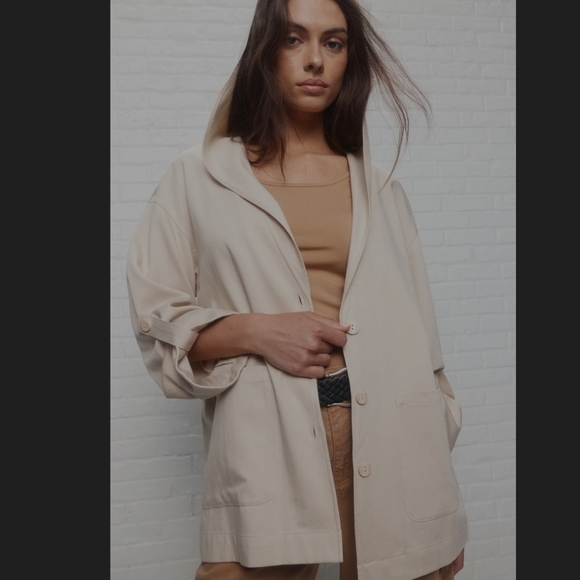 Joelle Collection - Randal Beige Light Jacket - Picture 4 of 5